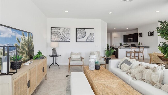 636 W Freedom St, Florence, AZ 85132 - photo 3