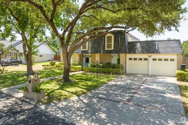 Mid-century neo classical homes found in Windcrest.