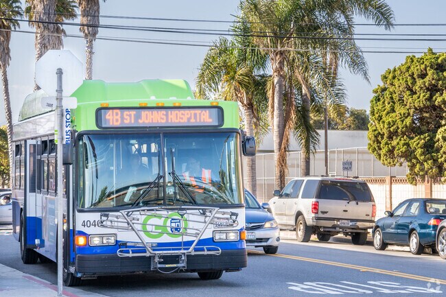 Public transit is abundant throughout Carriage Square.