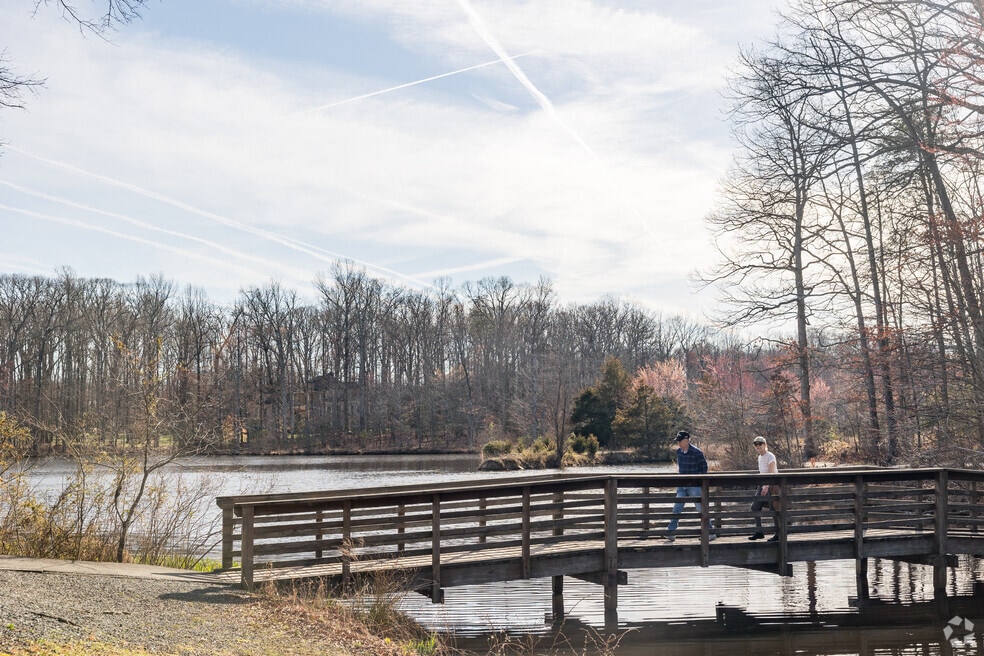 FINAL_Neighborhood_Crosspointe_110323