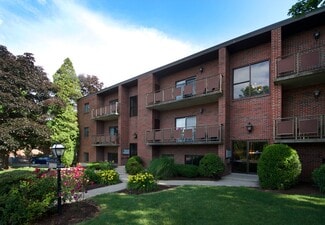 187 Rosemary St, Needham, MA 02494