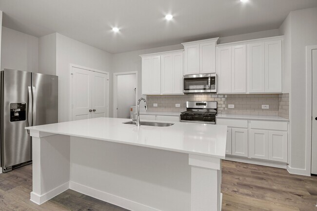 7922 Alset Dr, Magnolia, TX 77354 - photo 7