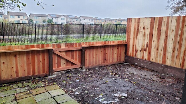 1460 Parkway Dr, Rohnert Park, CA 94928 - photo 5