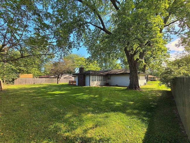 11 Jan Ave, Kankakee, IL 60901 - photo 2