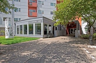 5800 NE Center Commons Way, Portland, OR 97213
