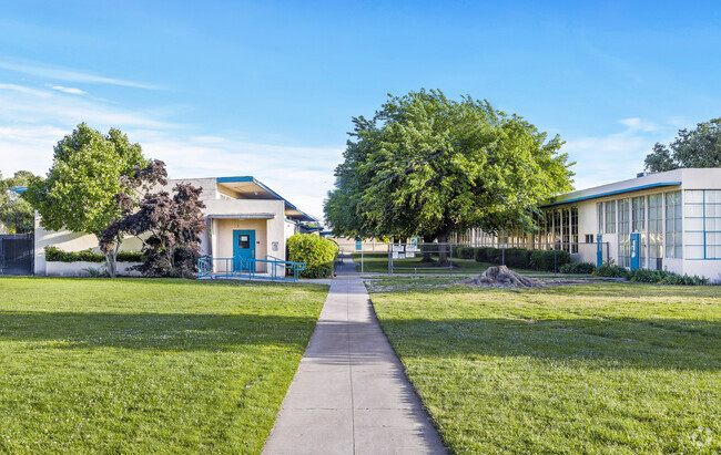 Magnolia Elementary School in Oakdale, Ca encourages students to reach their full potential.