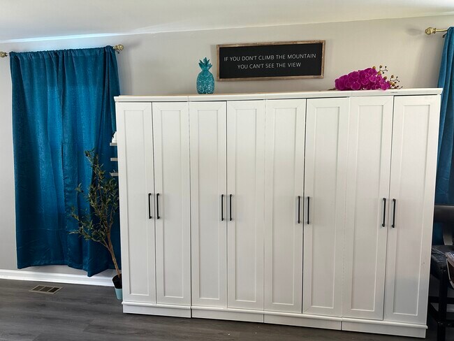 713 Biddle Rd unit Bedroom 5, Glen Burnie, MD 21060 - photo 6