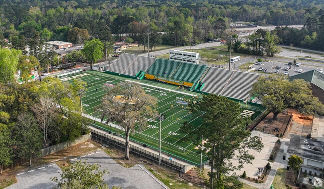 Summerville High School in Summerville SC Homes com Summerville High School in Summerville SC Homes com