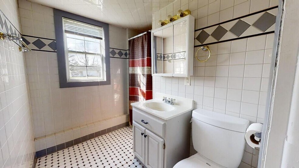 103 Eads St unit B, Thomasboro, IL 61878 - photo 1