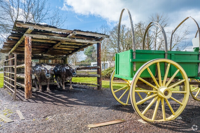 Just blocks from the Oregon Trail’s end, Park Place is steeped in pioneer history.
