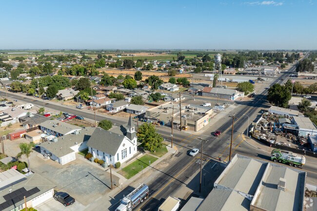 Downtown Armona centers on 14th Avenue near Route 198.