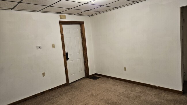 1208 Highland Ave unit 2, New Castle, PA 16105 - photo 7