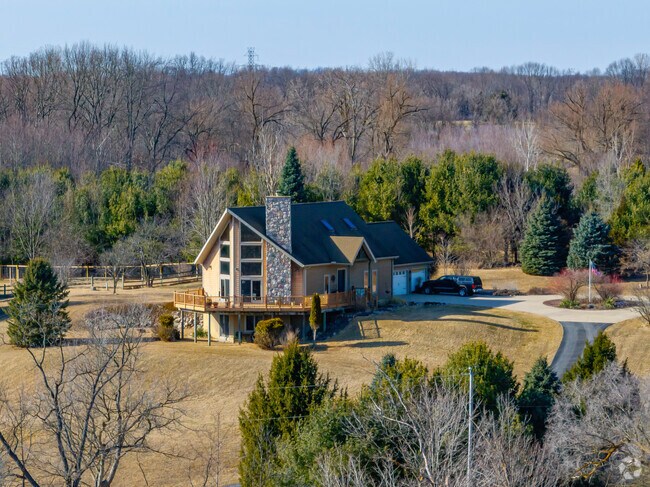 The southwest side of Sylvan Township tucks away massive isolated estates.