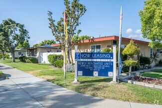 870-899 S Philadelphia St, Anaheim, CA 92805