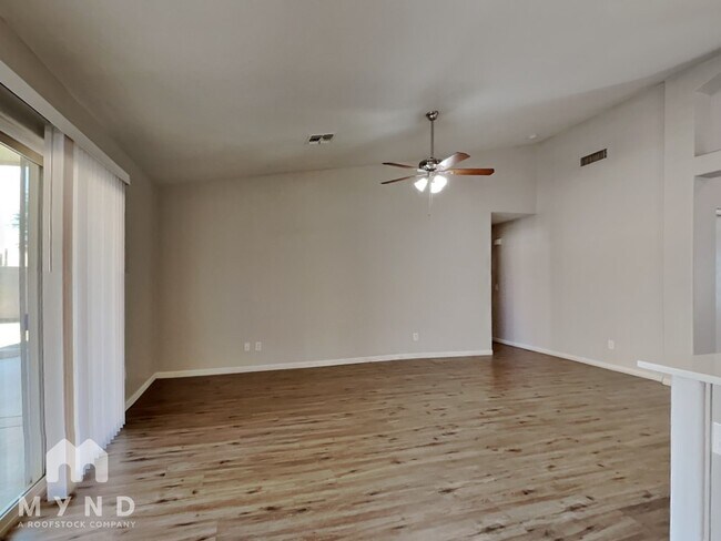 7922 W Whyman Ave, Phoenix, AZ 85043 - photo 4