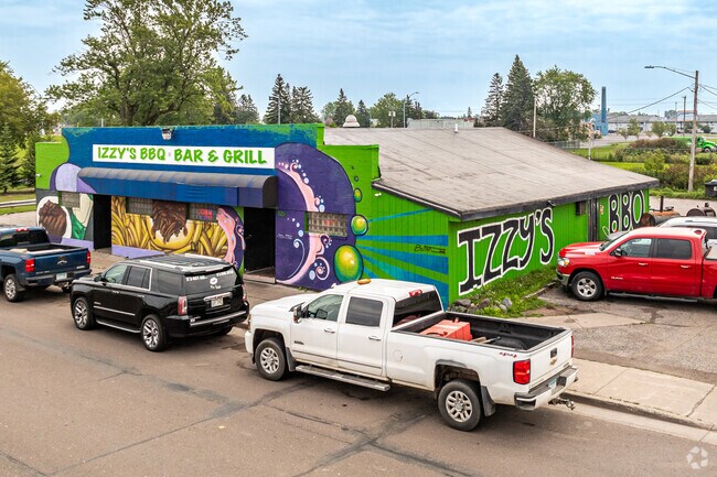 Izzy's BBQ Lounge and Grill serves smoked barbecue in a laid back environment.