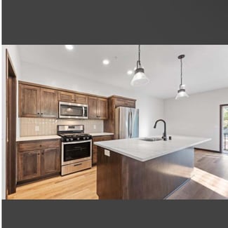 10277 3rd St NE, Blaine, MN 55434