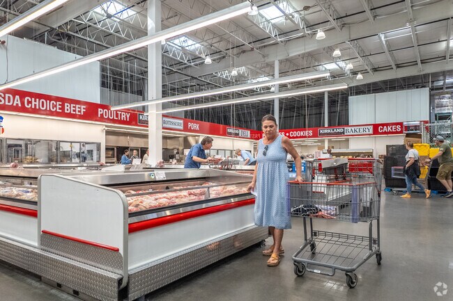 Costco near Eaglewood offers unbeatable deals on a wide range of products.