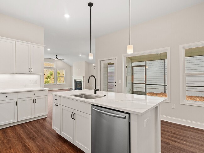 1315 Cedarcrest Blvd, Acworth, GA 30101 - photo 5