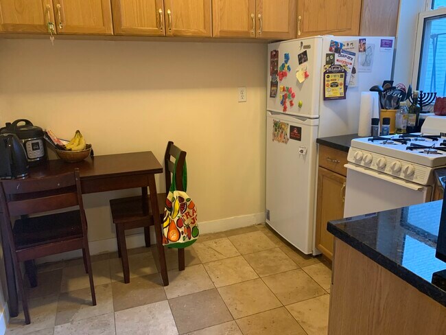 10 Saint Germain St unit 2, Boston, MA 02115 - photo 2