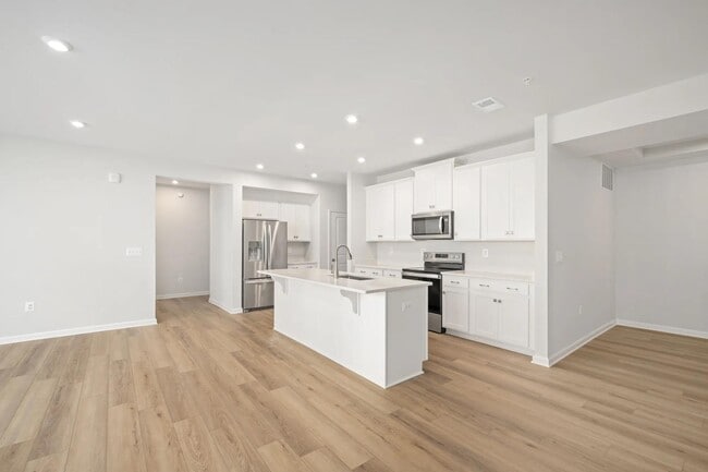 Cascades at Embrey Mill 55+ unit 101, Stafford, VA 22554 - photo 5