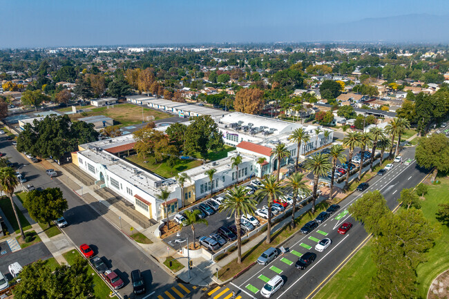 Euclid Elementary School offers a sprawling campus when viewed from above.
