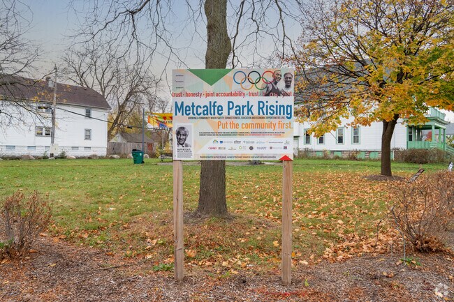 Metcalfe Park locals love spending time at Metcalfe Rising Park.