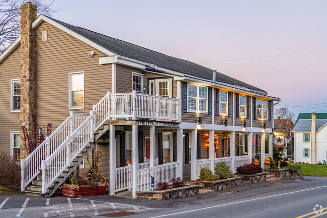 The Hublersburg Inn near Marion is a local favorite for upscale dining and handcrafted drinks.