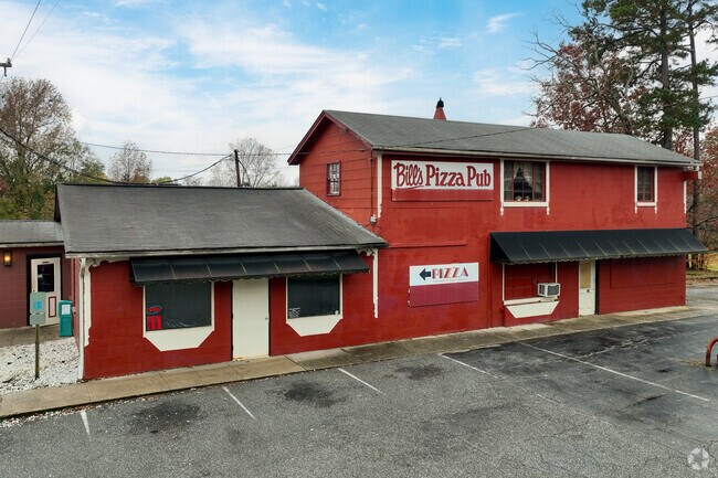 Bill's Pizza Pub is a staple of Burnetts Chapel/Coltrane Mill.