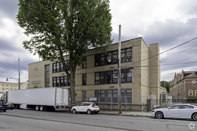Williamsbridge: Immaculate Conception School has 340 students in grades PK, K-8