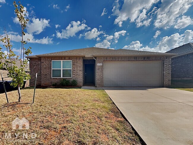 4208 Umbria Rd, Oklahoma City, OK 73179 - photo 2