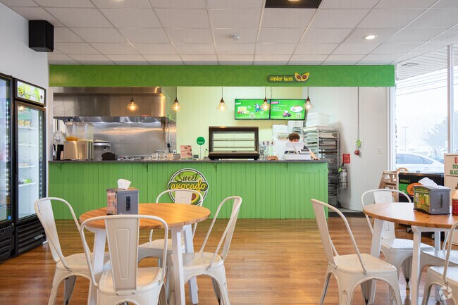 Sweet Avocado in Bonneville neighborhood, Utah.