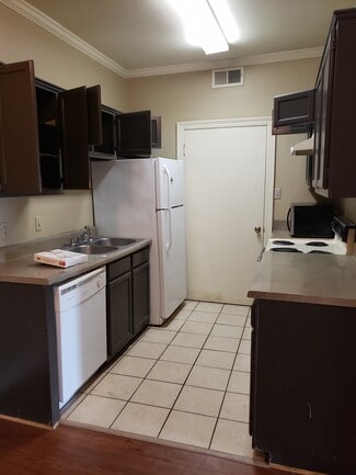 8144 Bayou Fountain Ave, Baton Rouge, LA 70820