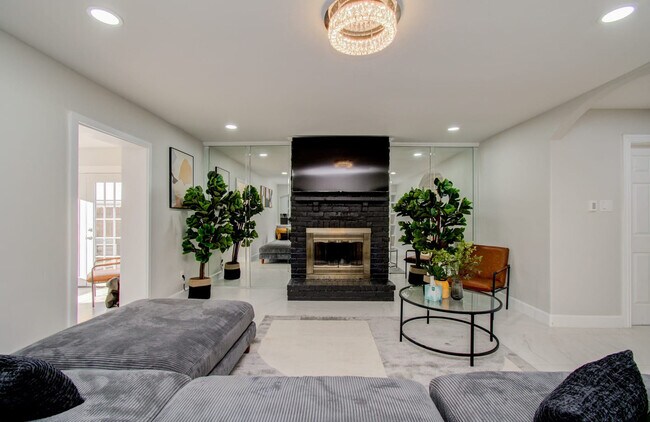 8623 Parasol Ln unit ID1022079P, Houston, TX 77064 - photo 2