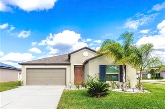3010 Lytton Hall Dr, Zephyrhills, FL 33540