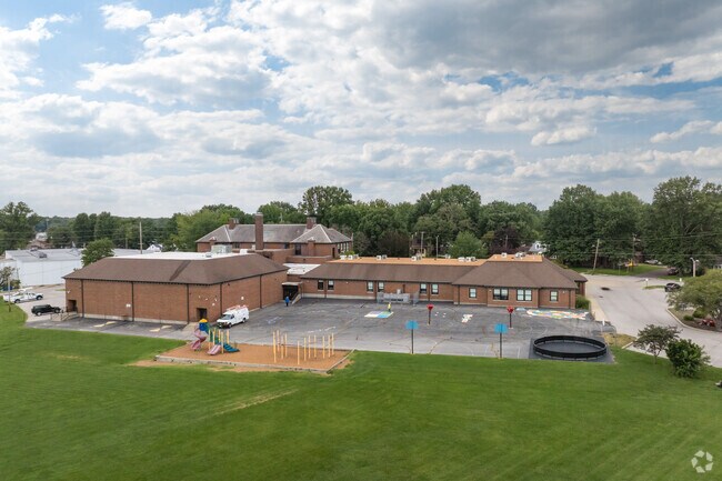 32% of students at Roosevelt Elementary are at least proficient in reading.