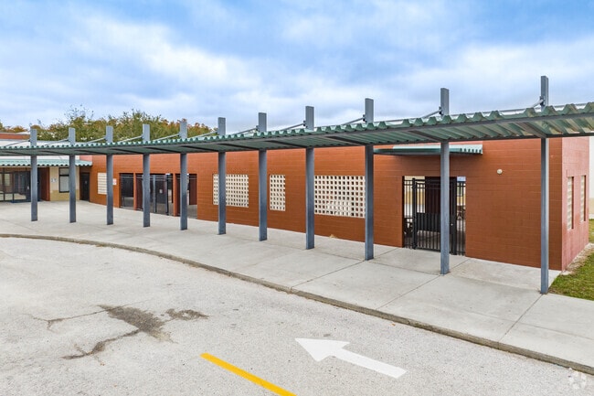 Davidsen Middle School has a student-teacher ratio of 18 to 1.