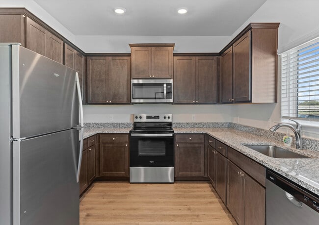 905 Cottonwood Ave unit 38553210, Hutchins, TX 75141 - photo 4