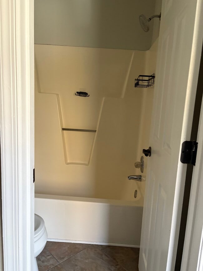 1261 Watermark Ct, High Point, NC 27265 - photo 5