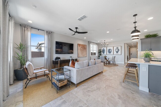 16922 W Thurman Dr, Goodyear, AZ 85338 - photo 3