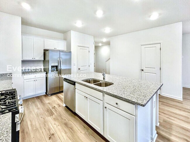 4285 Marsha St, Doraville, GA 30360 - photo 7