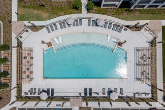 301 Newbrook Dr, Charleston, SC 29492