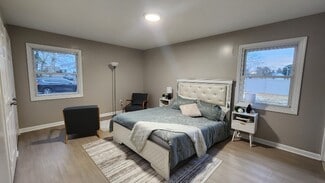 2 Hazelwood Cir, Willingboro, NJ 08046