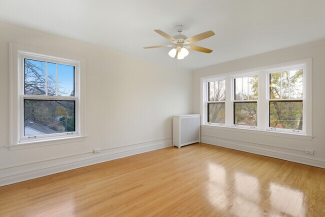 1507 Dobson St unit 3, Evanston, IL 60202 - photo 2