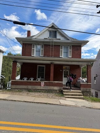728 Willey St Unit 4, Morgantown, WV 26505