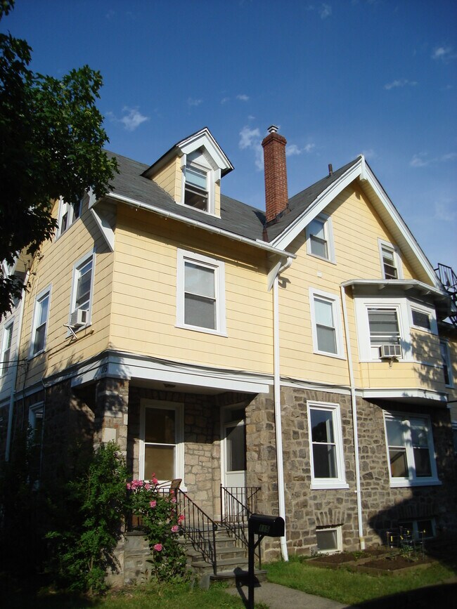 115 Grandview Rd Unit 3F, Ardmore, PA 19003
