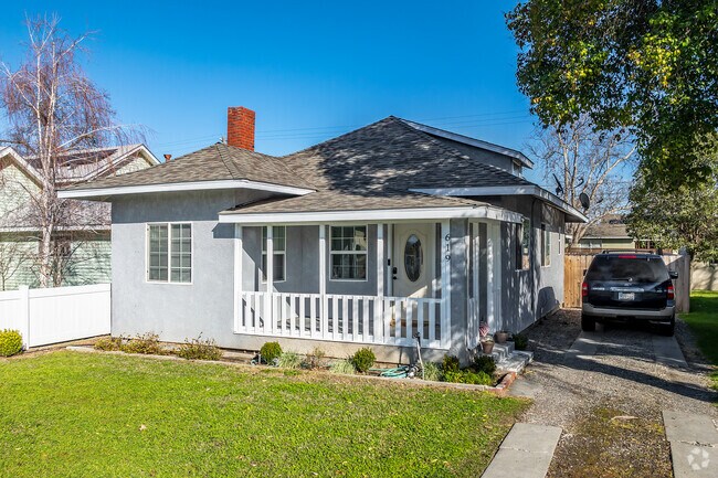 This cottage style home is just one of many options to live in Orland.