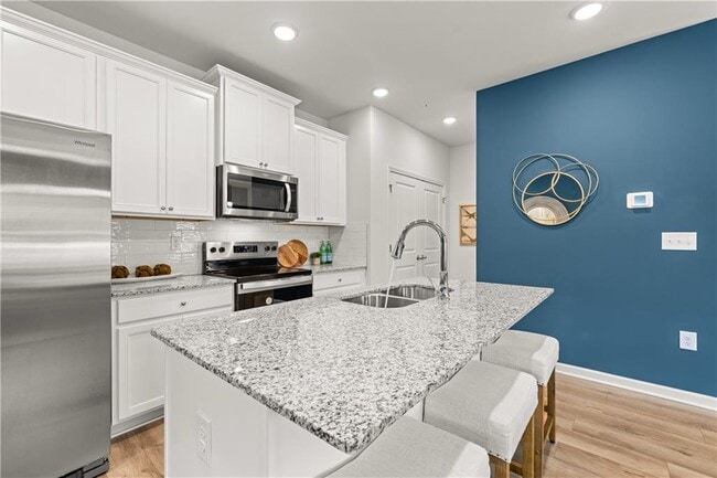 368 Sinclair Ct, McDonough, GA 30253 - photo 4