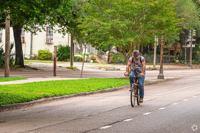 Many residents use bicycles to get around the 7th Ward.
