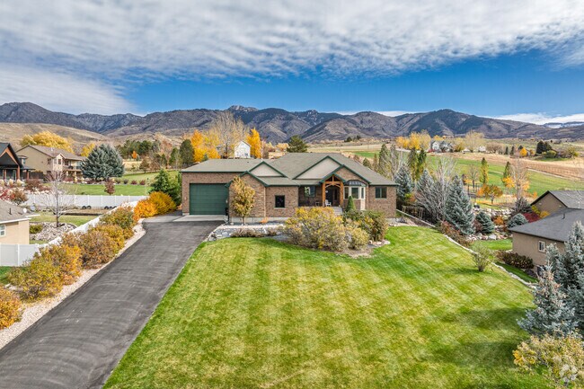 New homes with panoramic mountain views top the market in Richmond.